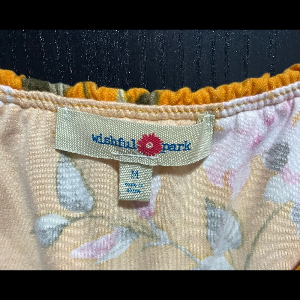 NWT Wishful Park Off The Shoulder Top Yellow Beautiful Size Medium - Picture 2 of 4